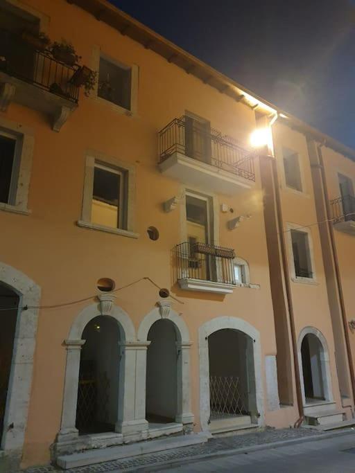 Casa Vacanze Donna Lucia Castel Di Sangro Buitenkant foto
