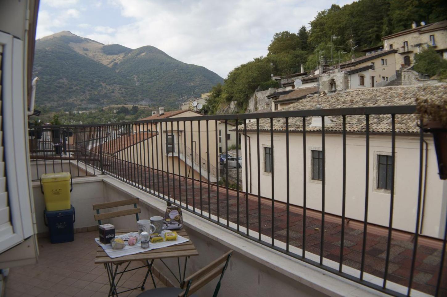 Casa Vacanze Donna Lucia Castel Di Sangro Buitenkant foto