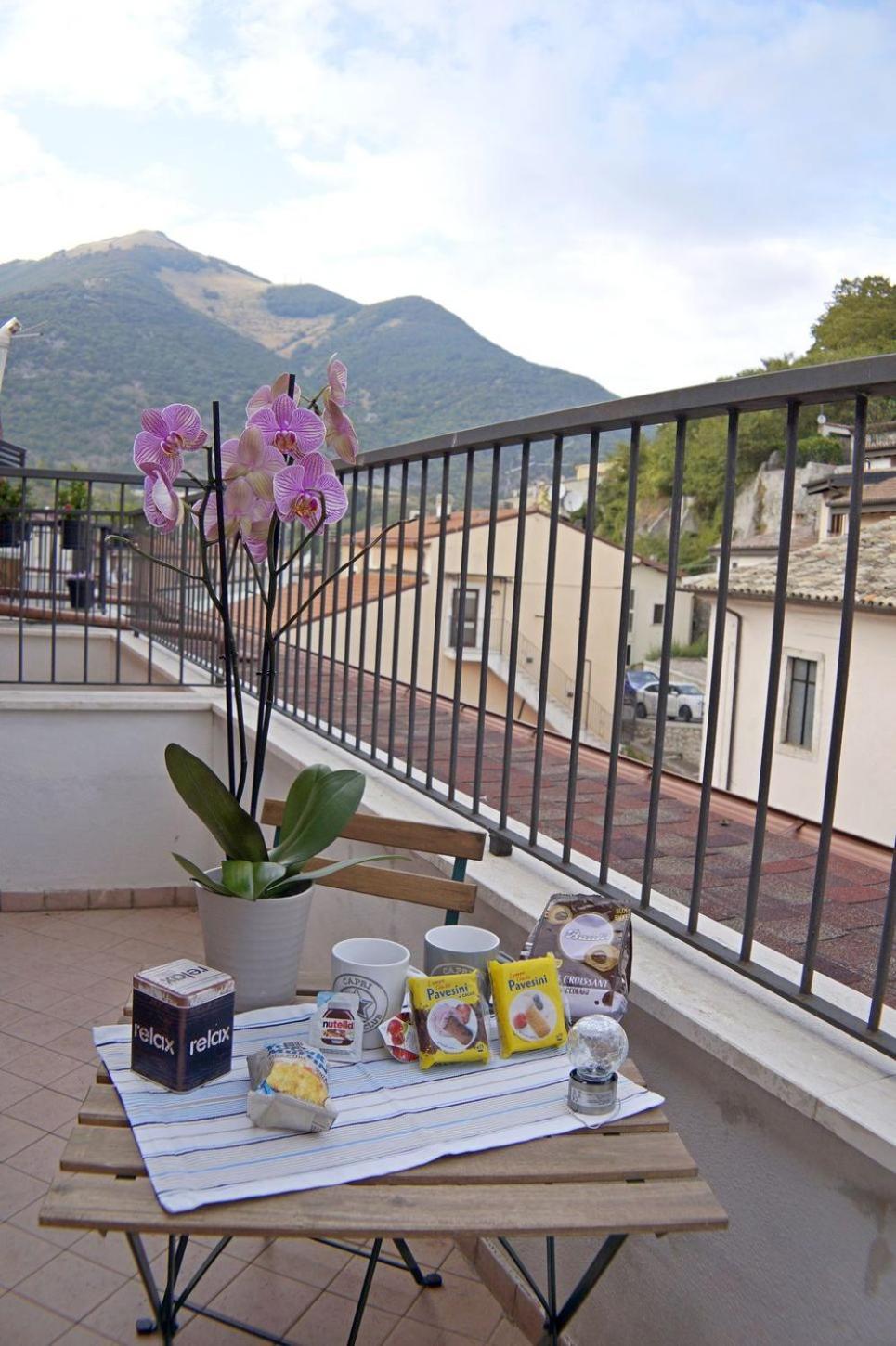 Casa Vacanze Donna Lucia Castel Di Sangro Buitenkant foto